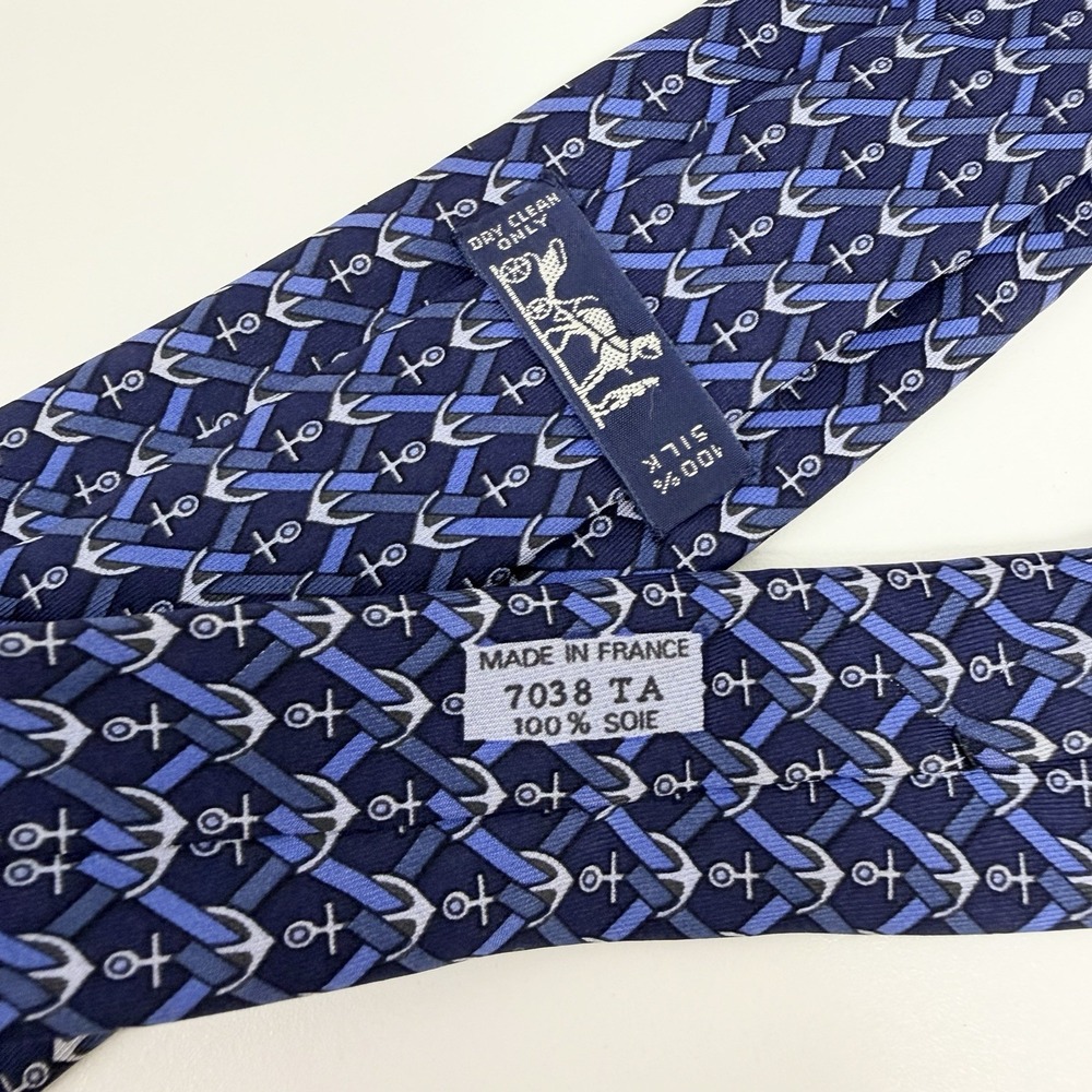 Hermes Mens Tie Nautical Anchors Navy/Blue Silk 7038 TA 3 1/8" (W) x 56" (L) euc - Picture 3 of 7